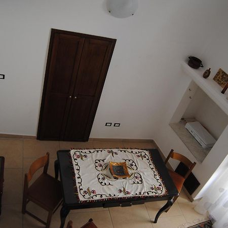 B & B Palazzo Maestro & Corte Maestro Rooms 갈리폴리 객실 사진