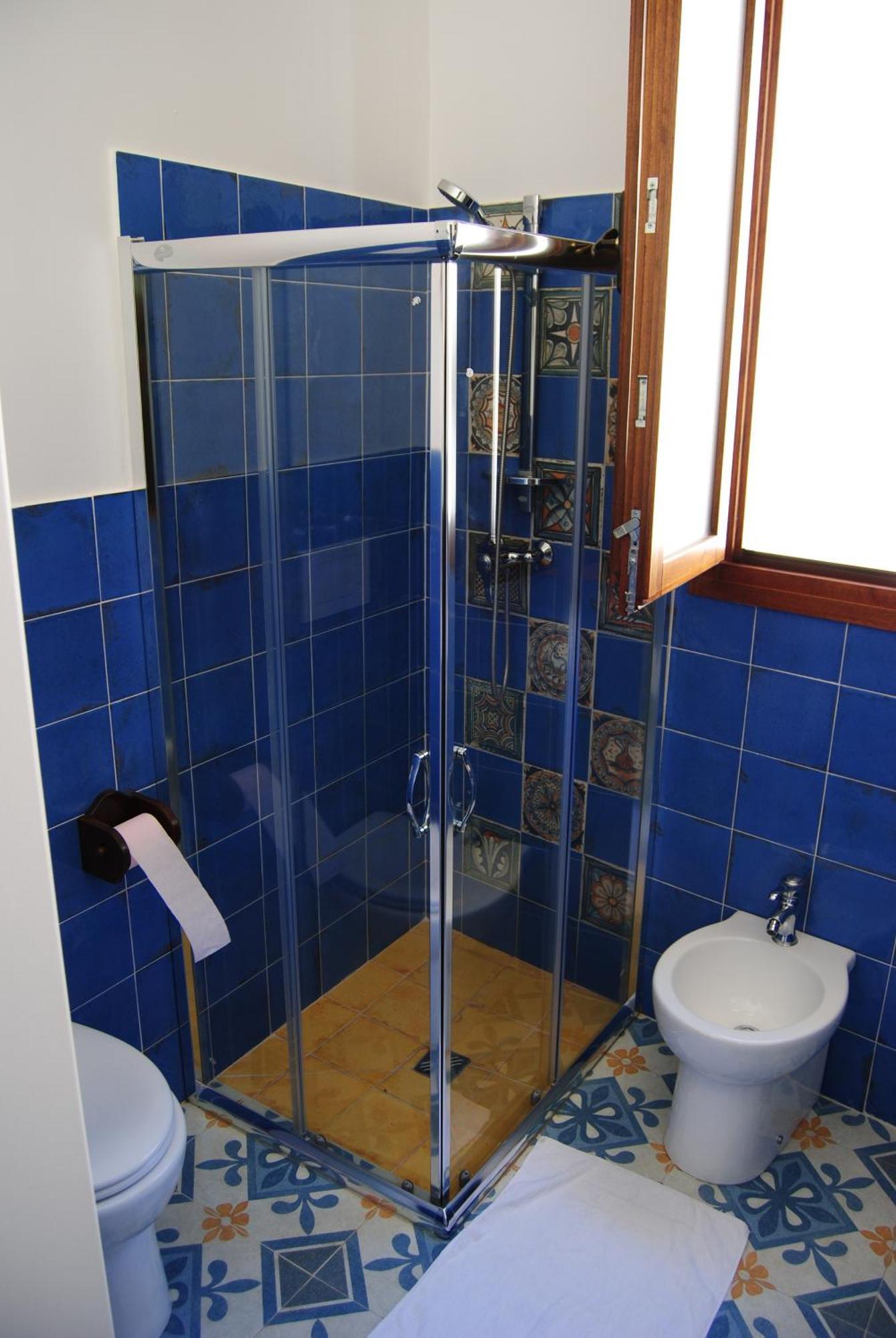 B & B Palazzo Maestro & Corte Maestro Rooms 갈리폴리 객실 사진
