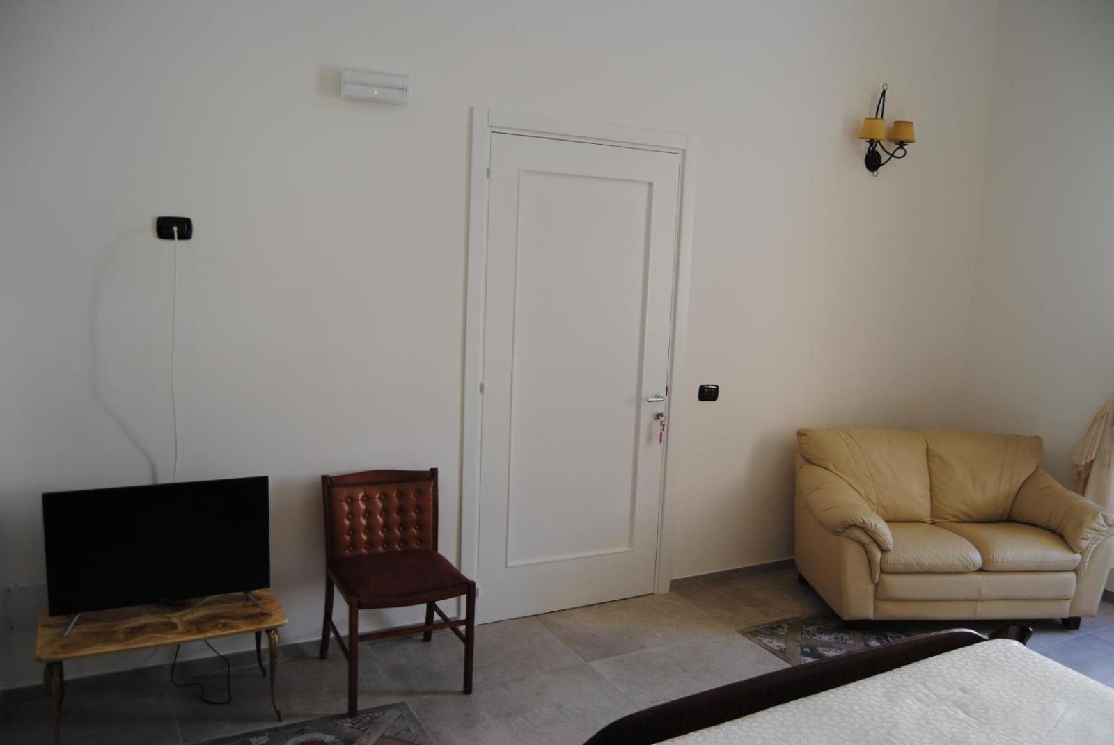 B & B Palazzo Maestro & Corte Maestro Rooms 갈리폴리 객실 사진