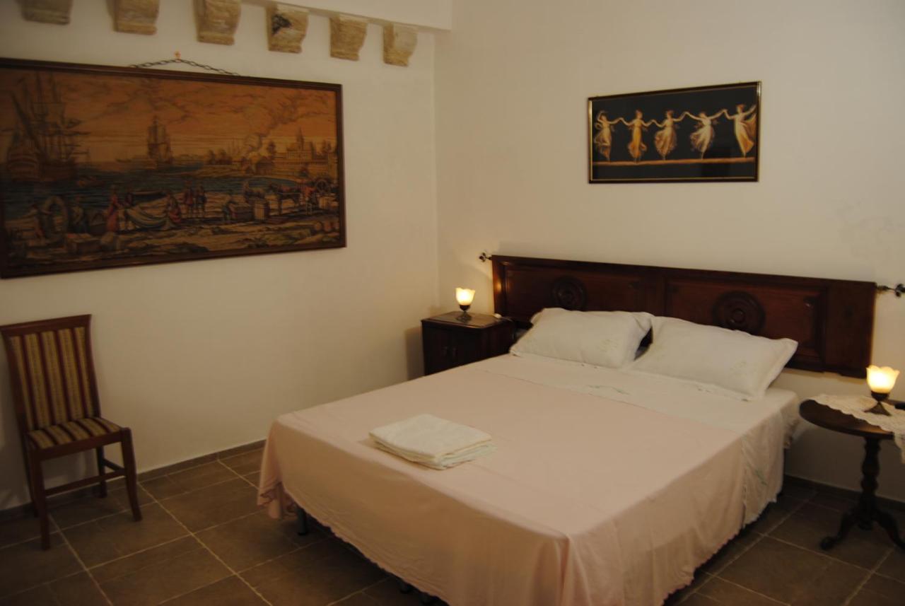 B & B Palazzo Maestro & Corte Maestro Rooms 갈리폴리 외부 사진